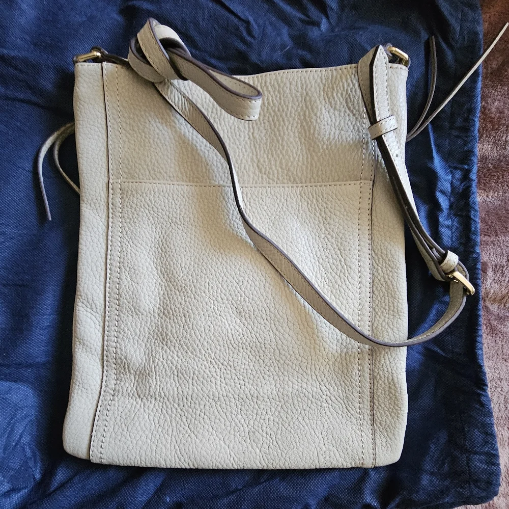 G.I.L.I Leather Purse
